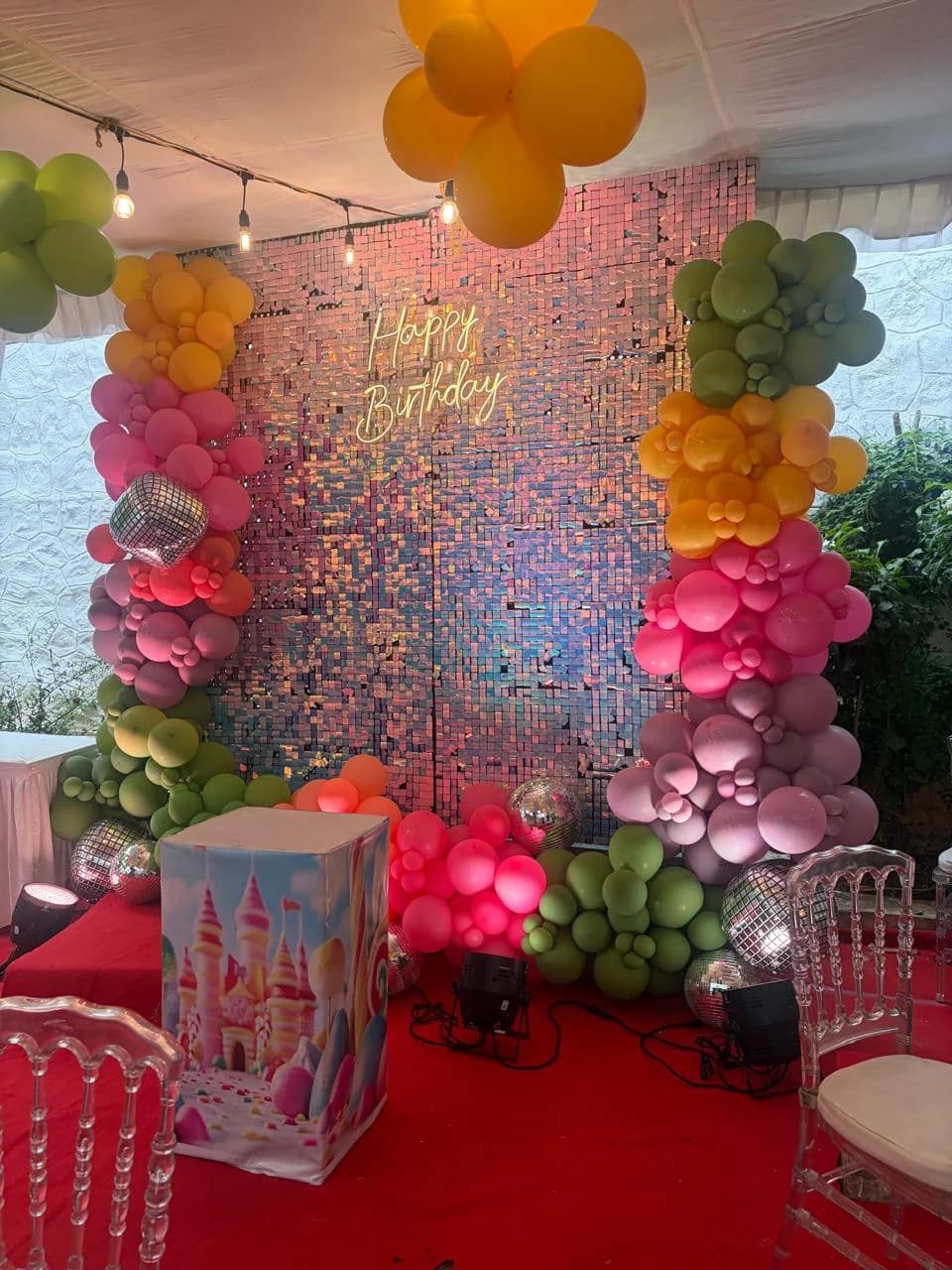 BalloonBazaar birthday balloon decor installation